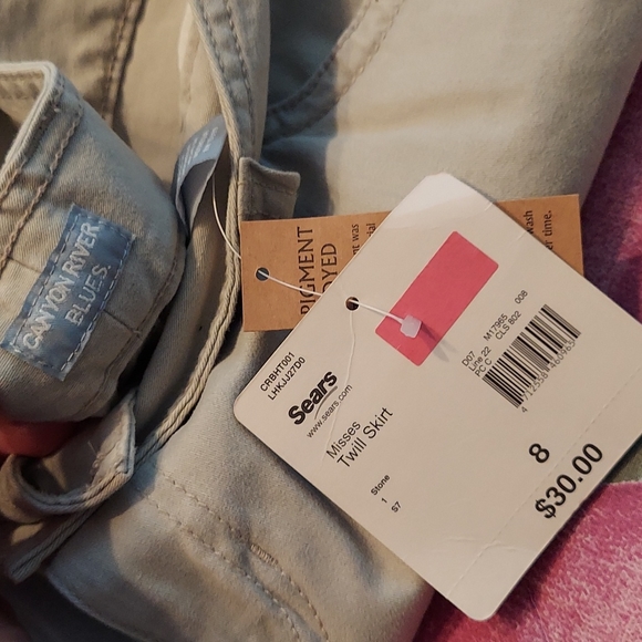 FINALPRICE🔥4 PC bundle 2 skirt tan and 2 top(one mini skirt shorts) - Picture 16 of 17